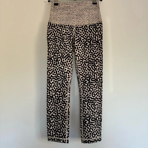 Lululemon Wunder Under Crop II Ace spot Grain black Full-on Luon Size: 2 - Picture 2 of 5